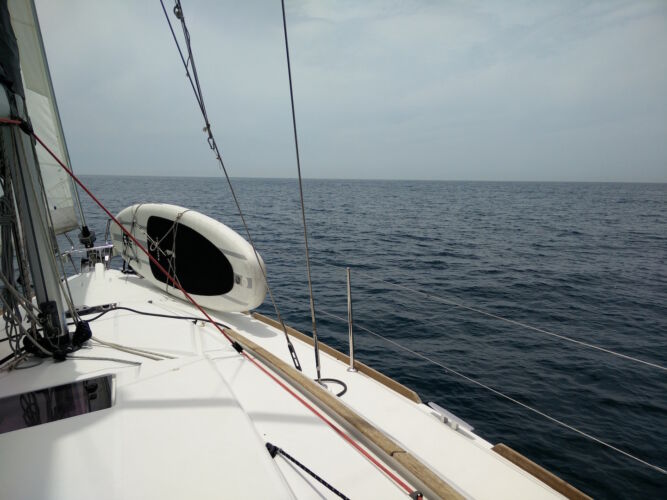 bearing-due-south-catalina