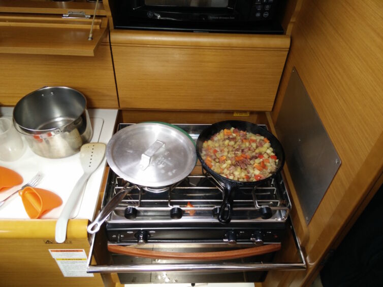 breakfast-hash-in-the-galley-underway