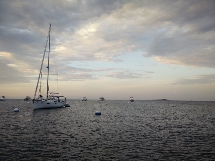 two-harbors-looking-aft-northeast